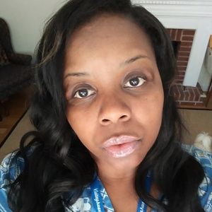 Meet your Posher, Sakinah